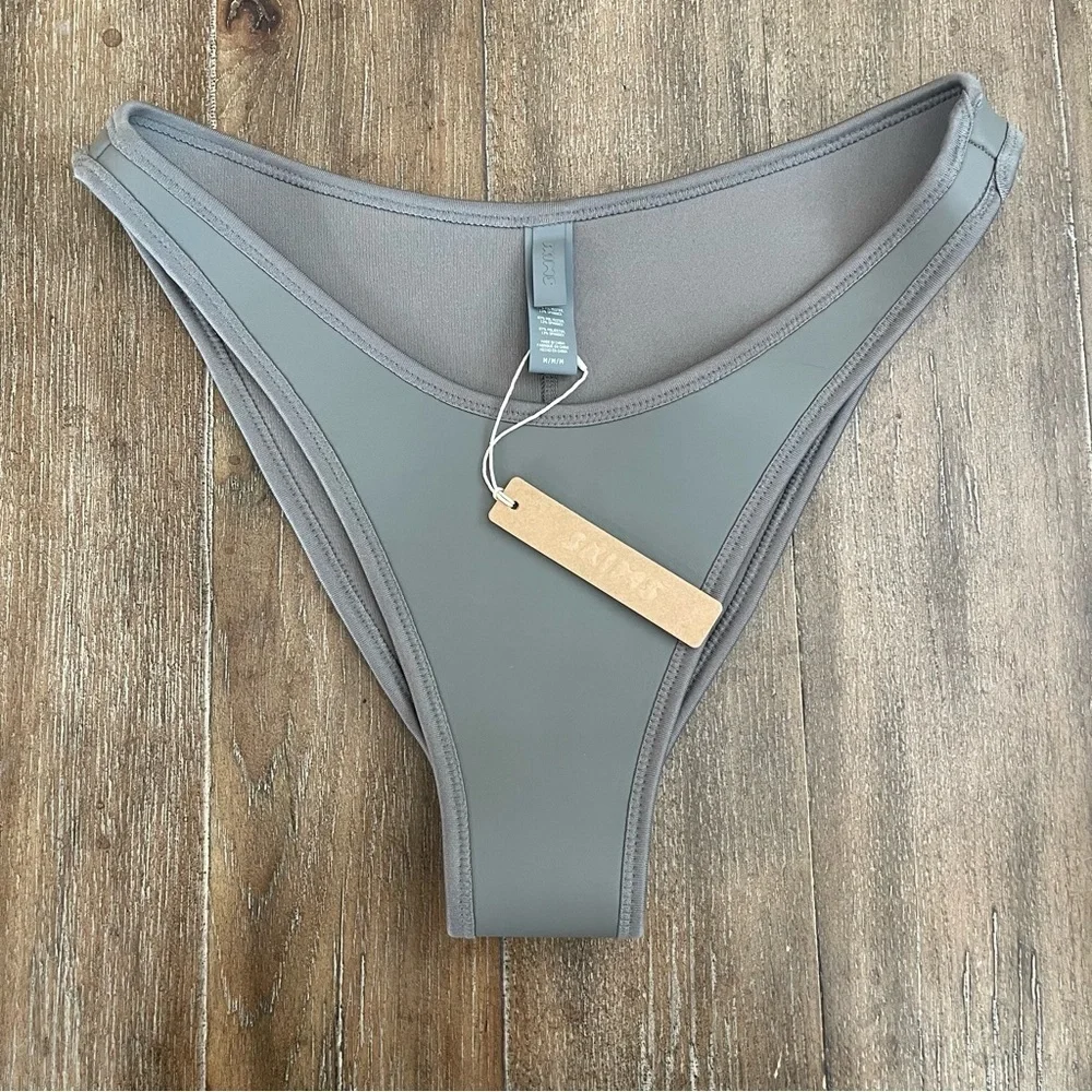 SKIMS Women’s M Rubberized Swim Cheeky Tanga Bikini Bottom High Waist Gray Chalk